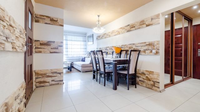 Mieszkanie 3-pokojowe Kraków Podgórze Duchackie, ul. Łużycka. Zdjęcie 2