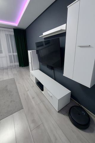 Mieszkanie 4-pokojowe Bełchatów, os. Wolność. Zdjęcie 1