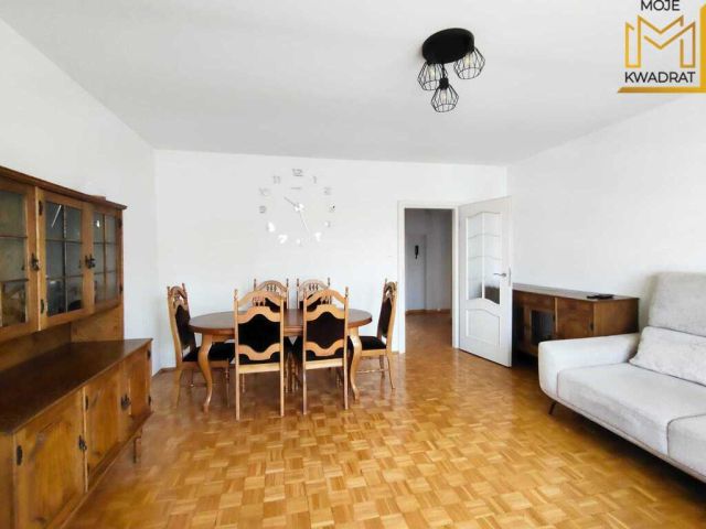 Mieszkanie 5-pokojowe Bełchatów. Zdjęcie 1