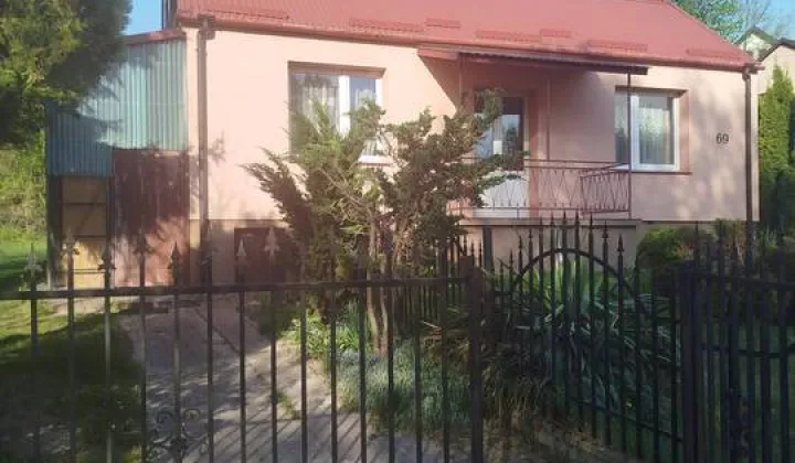 dom wolnostojący Sady