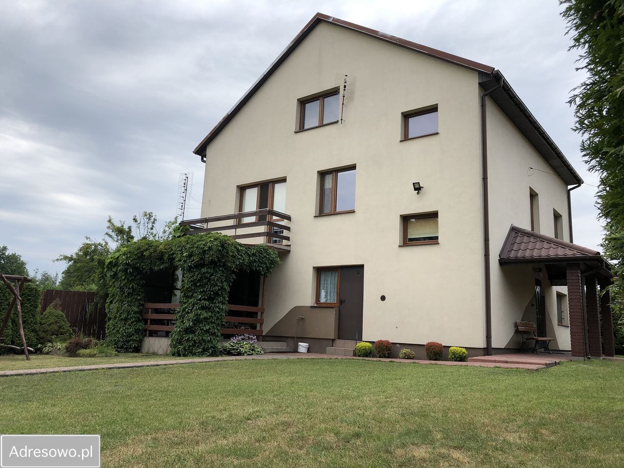 dom wolnostojący, 5 pokoi Stare Załubice