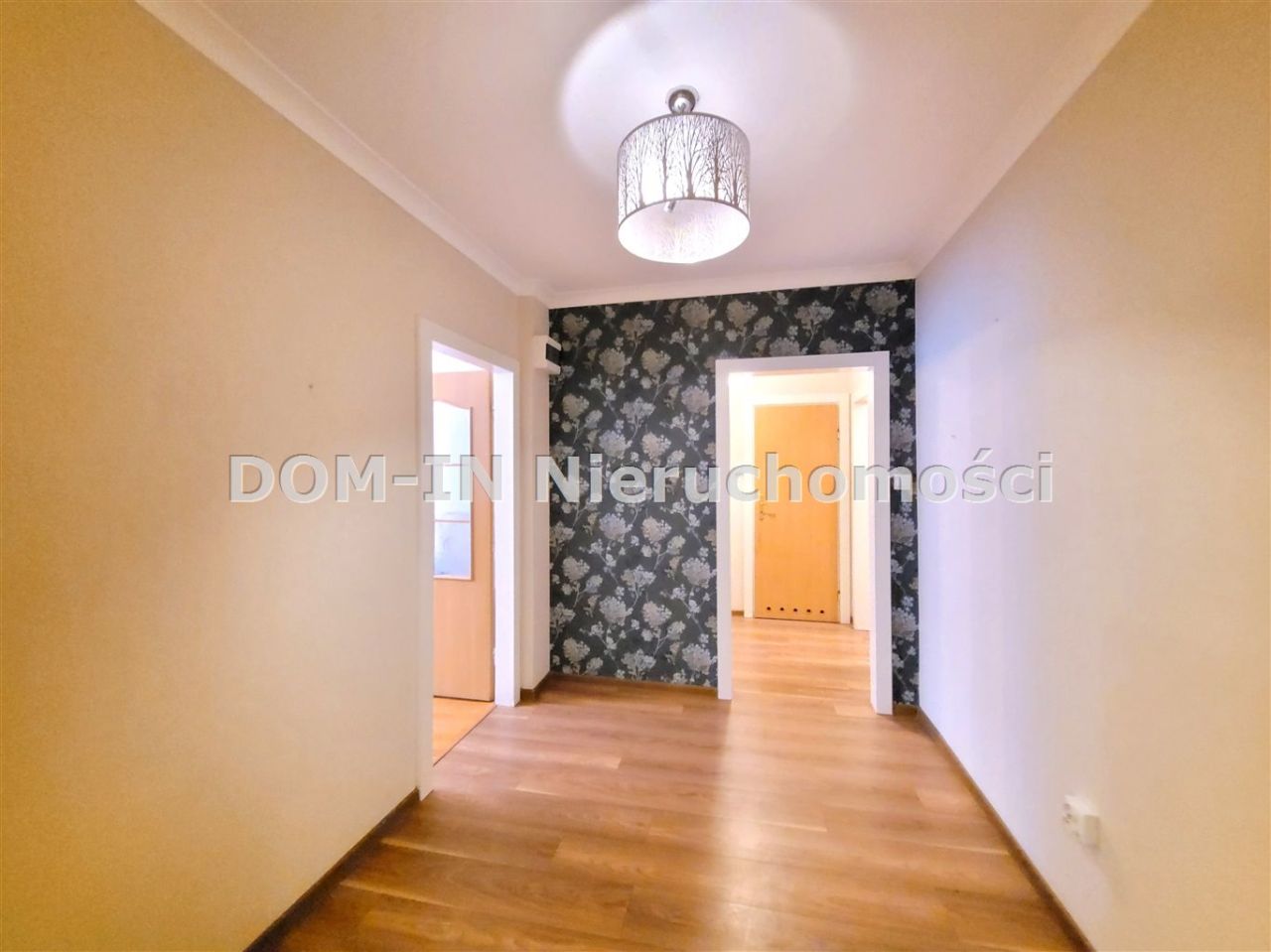 Mieszkanie 3-pokojowe Jastrzębie-Zdrój. Zdjęcie 2