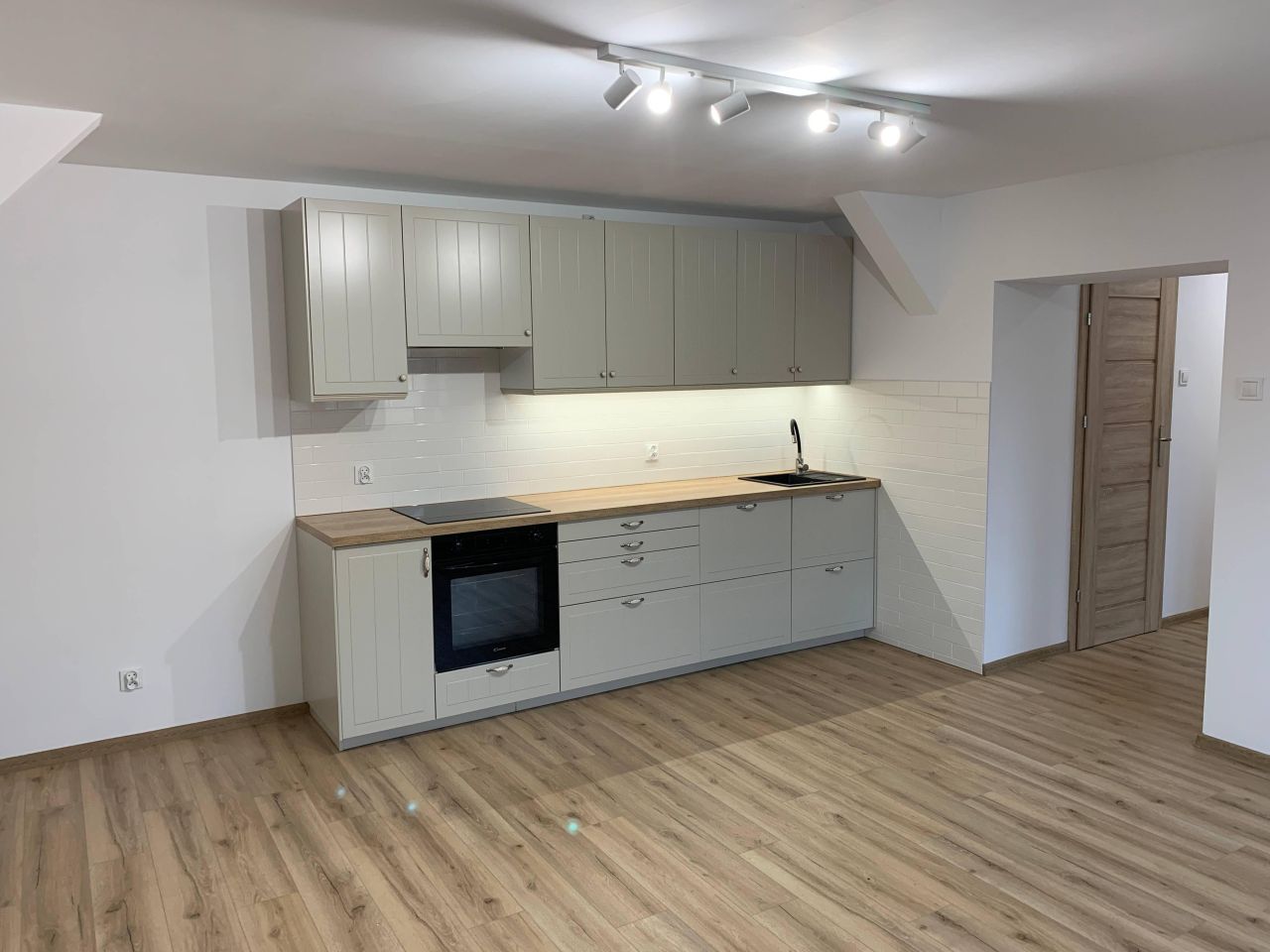 Mieszkanie 3-pokojowe Mysłowice Centrum, ul. Górnicza. Zdjęcie 3