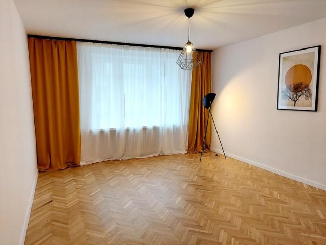 Mieszkanie 3-pokojowe Wrocław Szczepin, ul. Słubicka. Zdjęcie 1