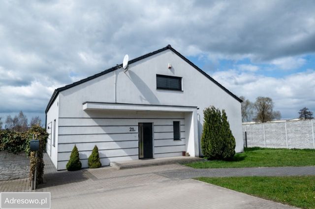 dom wolnostojący, 4 pokoje Jarocin, ul. Opłotki. Zdjęcie 1