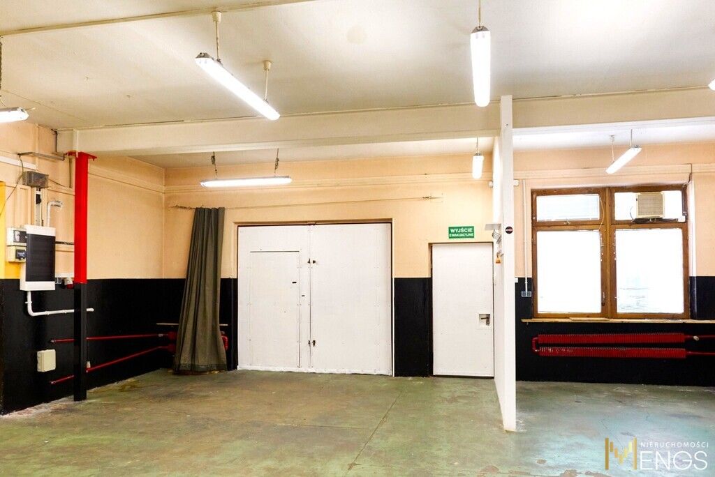 Hala/magazyn Józefów. Zdjęcie 4