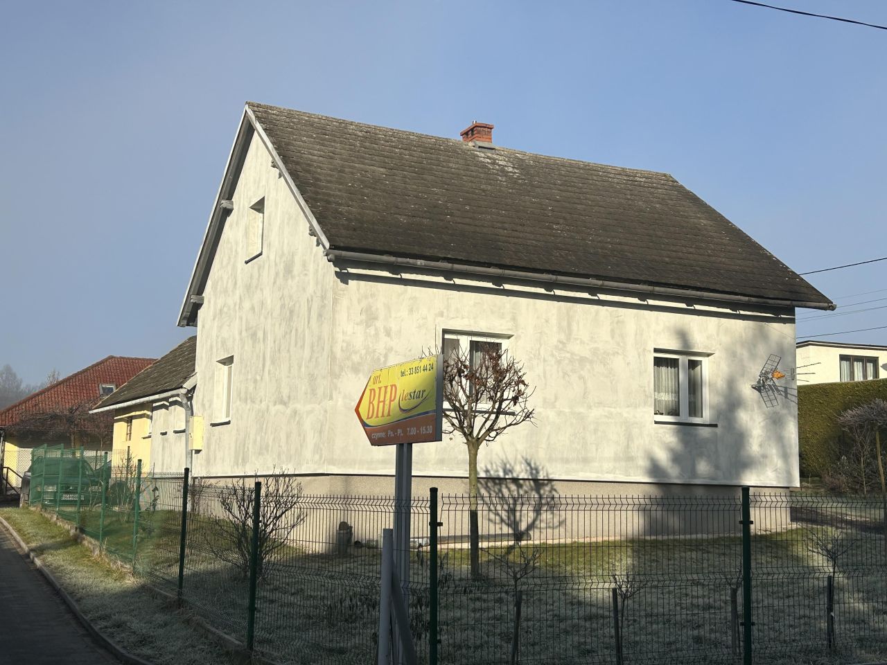 dom wolnostojący, 3 pokoje Cieszyn, ul. Majowa. Zdjęcie 1