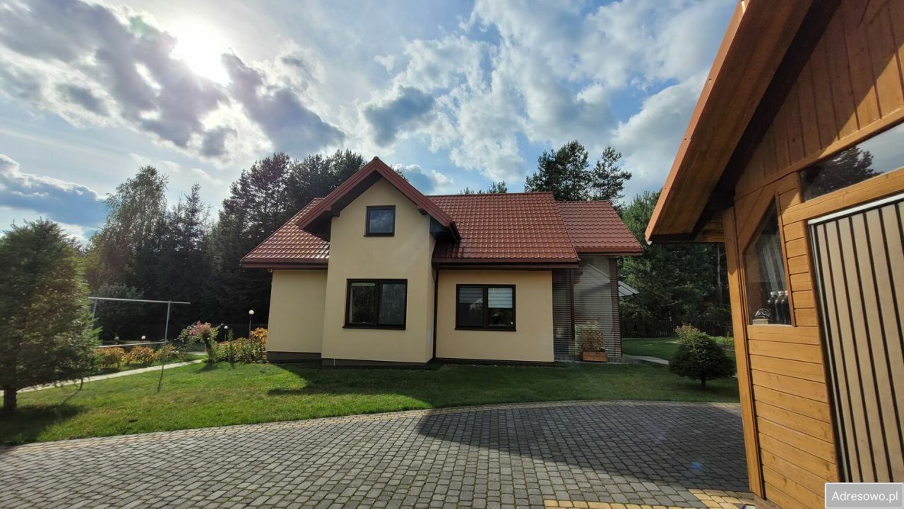 dom wolnostojący, 5 pokoi Susiec