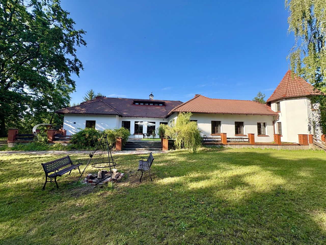 dworek, 11 pokoi Milanówek, ul. Kwiatowa. Zdjęcie 10