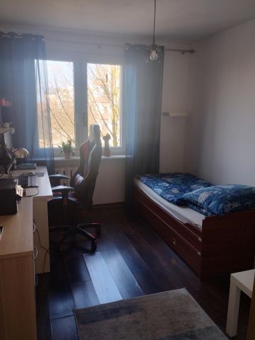 Mieszkanie 3-pokojowe Kielce Ślichowice, ul. Sylwestra Kowalczewskiego. Zdjęcie 1