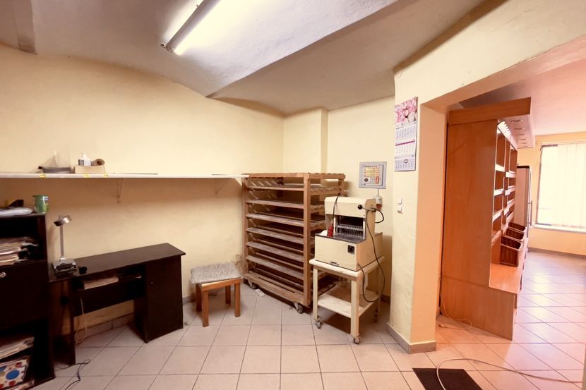 Lokal Zawada, ul. Oleska. Zdjęcie 4