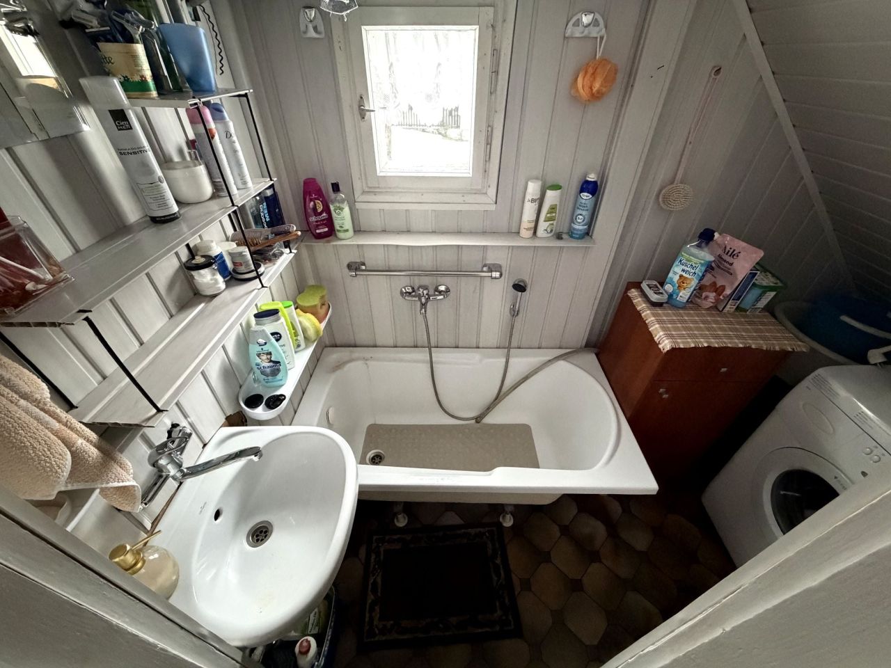 dom wolnostojący, 5 pokoi Złatna. Zdjęcie 11