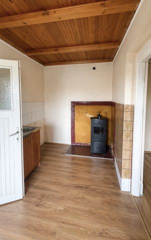 Mieszkanie 1-pokojowe Pikulice. Zdjęcie 2