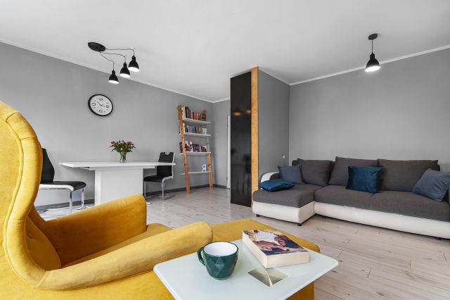 Mieszkanie 3-pokojowe Aleksandrów Łódzki, ul. Rafała Bratoszewskiego. Zdjęcie 1