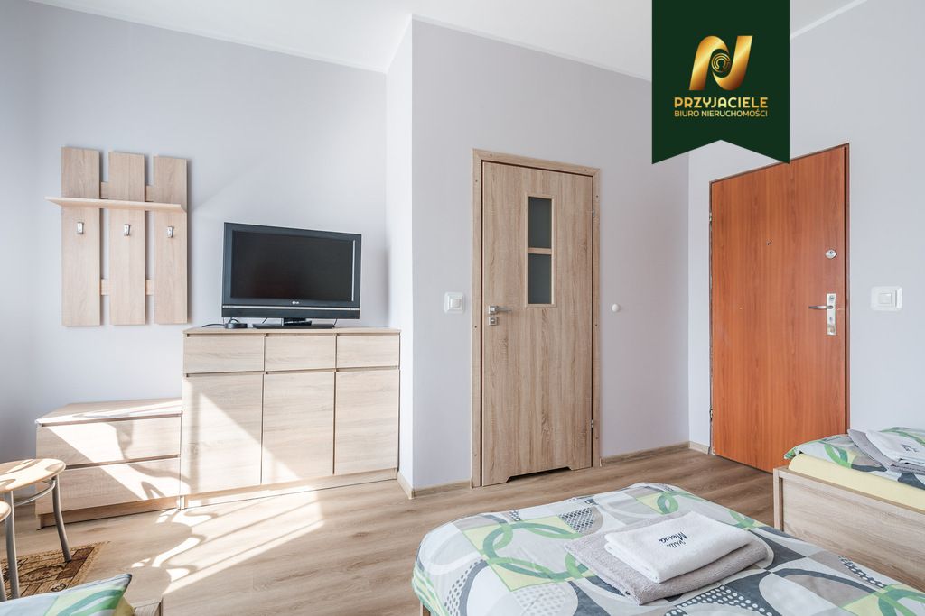 dom wolnostojący, 8 pokoi Gdynia. Zdjęcie 9