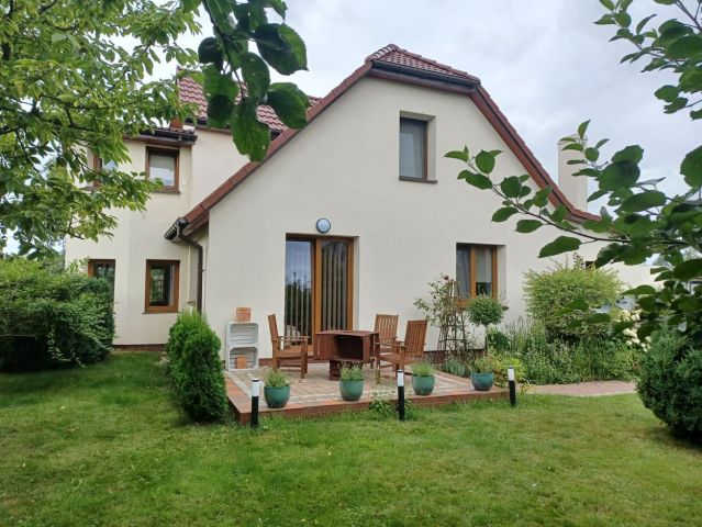 dom wolnostojący, 5 pokoi Białogard, ul. Asnyka. Zdjęcie 1