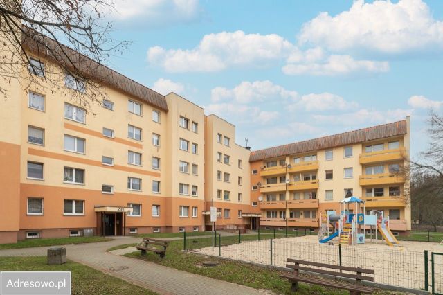 Mieszkanie 3-pokojowe Police, ul. Stefana Roweckiego. Zdjęcie 1