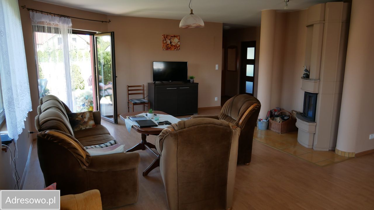 dom wolnostojący, 4 pokoje Jarosławiec, ul. Klonowa. Zdjęcie 13