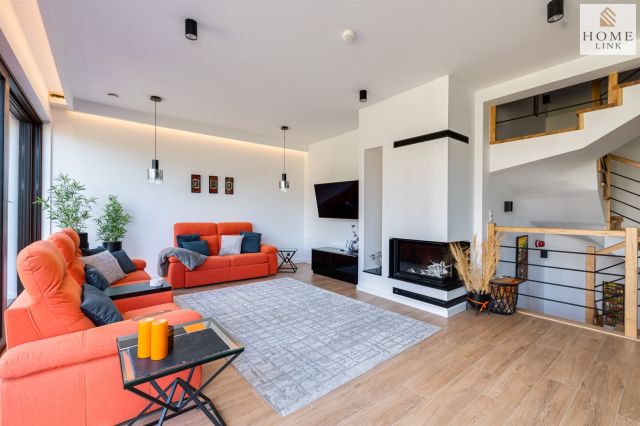 dom wolnostojący, 8 pokoi Woryty, al. Gietrzwałdzka. Zdjęcie 17