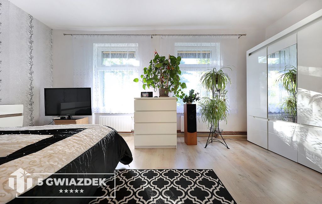 dom wolnostojący, 5 pokoi Marcelin. Zdjęcie 11