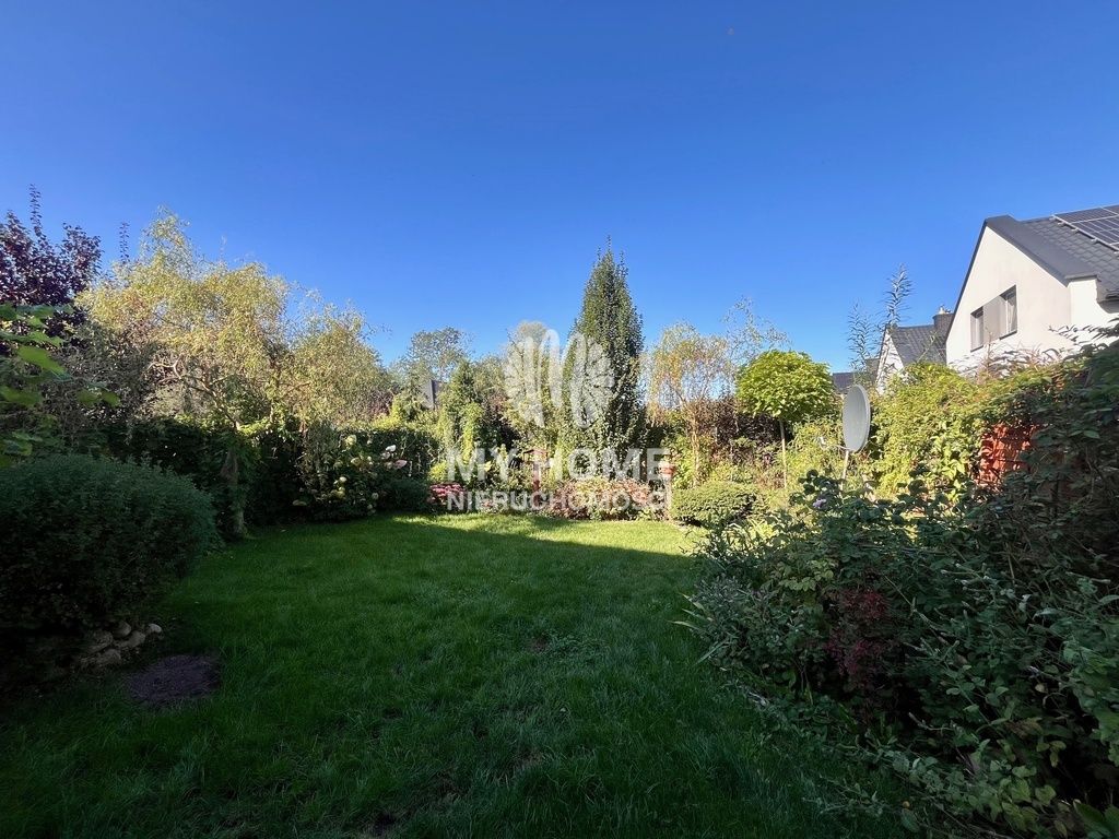 bliźniak, 5 pokoi Milanówek, ul. Niezapominajki. Zdjęcie 3