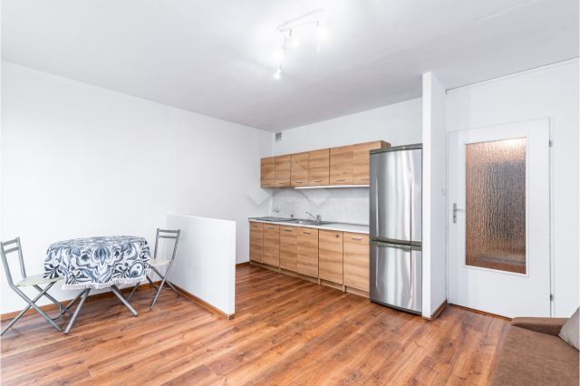 Mieszkanie 3-pokojowe Kraków Kurdwanów, ul. Łowienicka. Zdjęcie 1