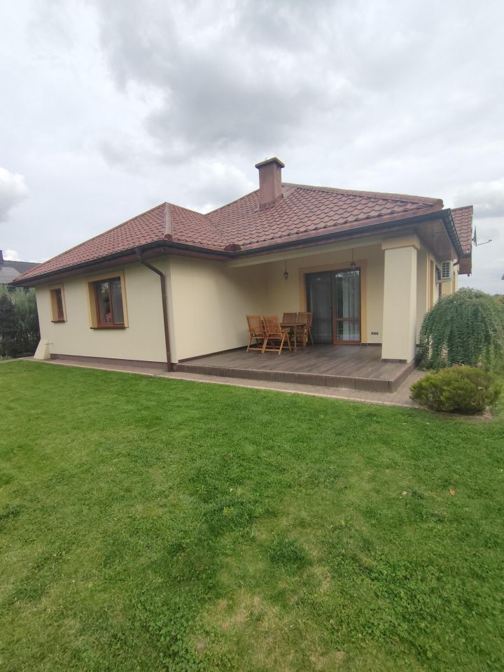 dom wolnostojący, 3 pokoje Suszno, ul. Makowa. Zdjęcie 3