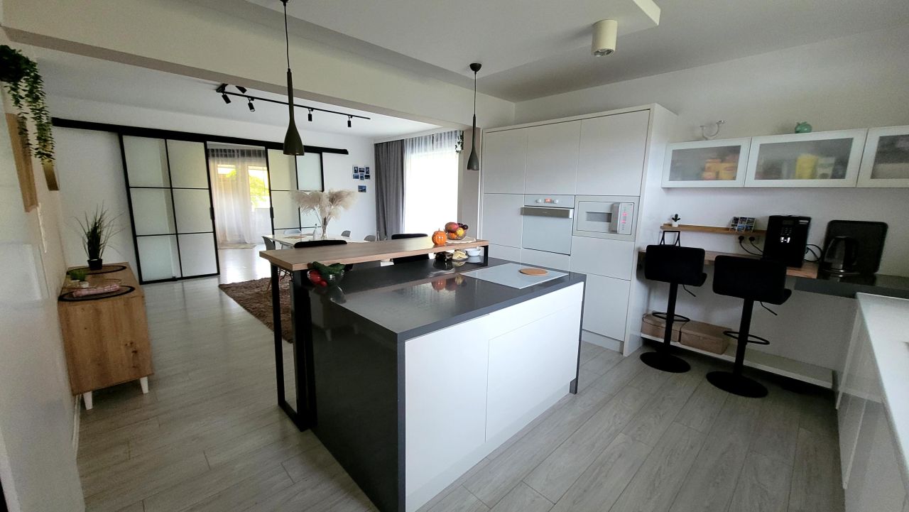 dom wolnostojący, 5 pokoi Smugi. Zdjęcie 55