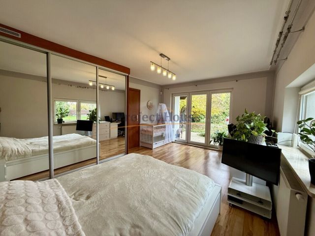 dom wolnostojący, 2 pokoje Łódź, ul. Wiskicka. Zdjęcie 1