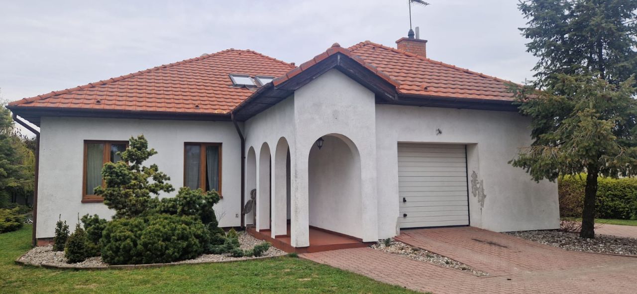 dom wolnostojący, 7 pokoi Kcynia, ul. Wincentego Witosa. Zdjęcie 2