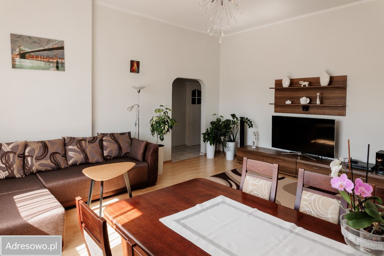 dom szeregowy, 5 pokoi Olsztyn, ul. Marii Zientary-Malewskiej. Zdjęcie 8