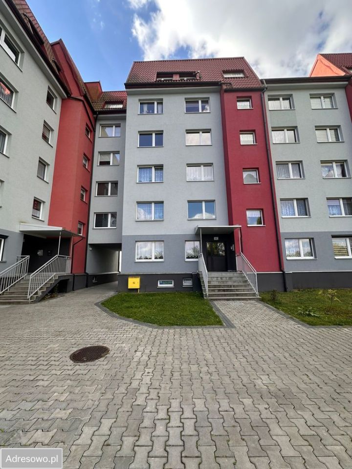 Mieszkanie 3-pokojowe Piekary Śląskie, ul. ks. kpt. Gerarda Waculika. Zdjęcie 1