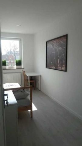 bliźniak, 6 pokoi Gdynia Karwiny, ul. Wielkopolska. Zdjęcie 1