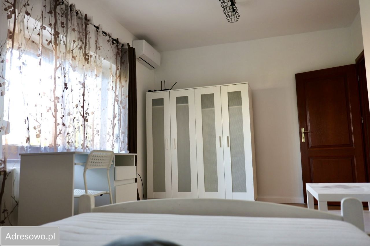 dom wolnostojący, 6 pokoi Legnica. Zdjęcie 17