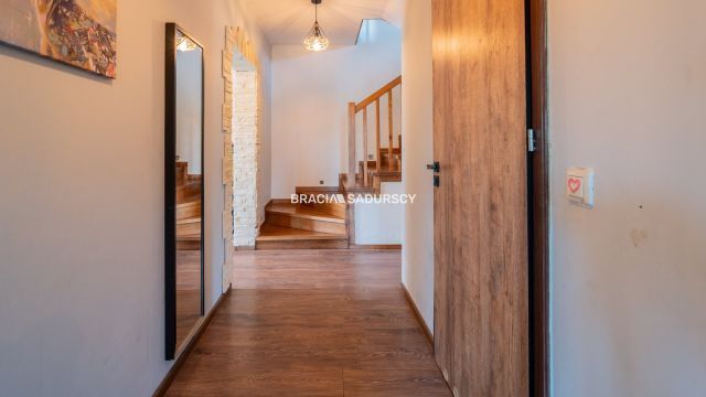 dom wolnostojący, 5 pokoi Wolica. Zdjęcie 12