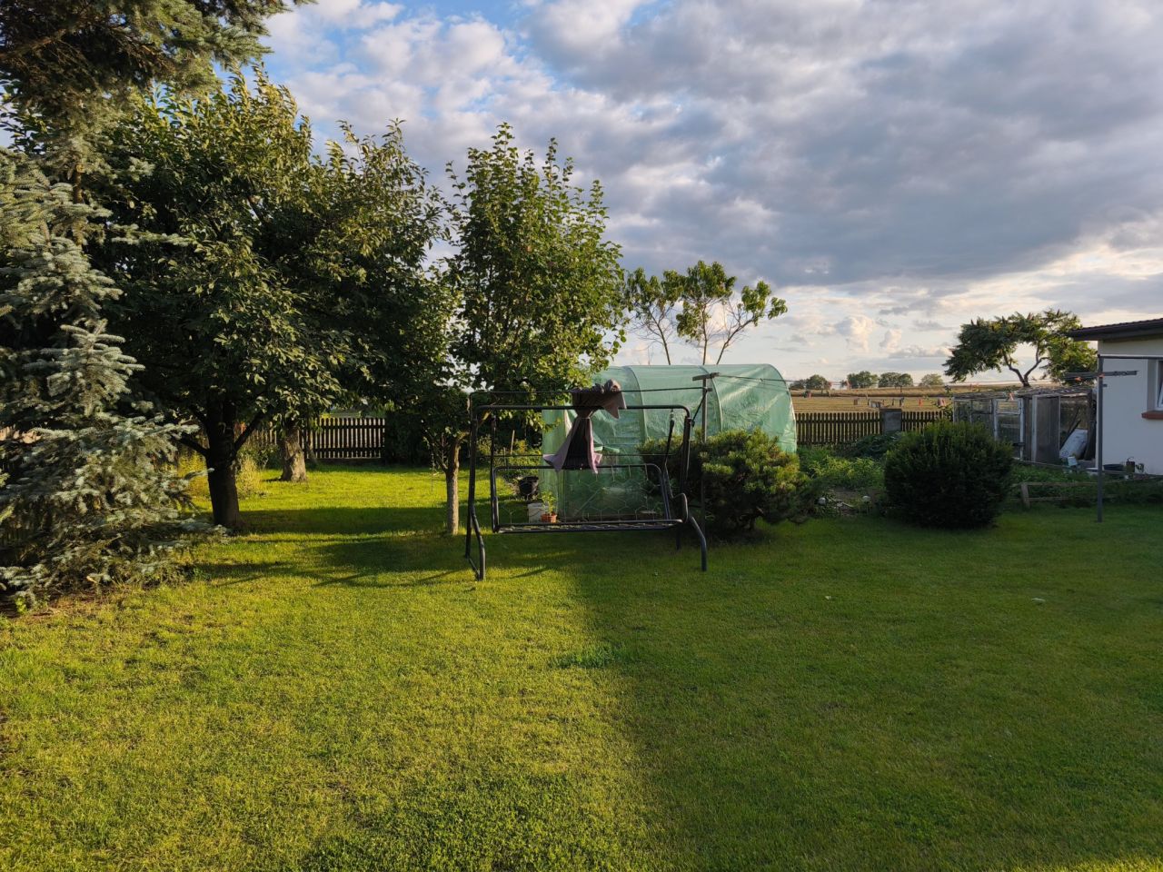 dom wolnostojący, 6 pokoi Ostrowite, ul. Jeziorna. Zdjęcie 3