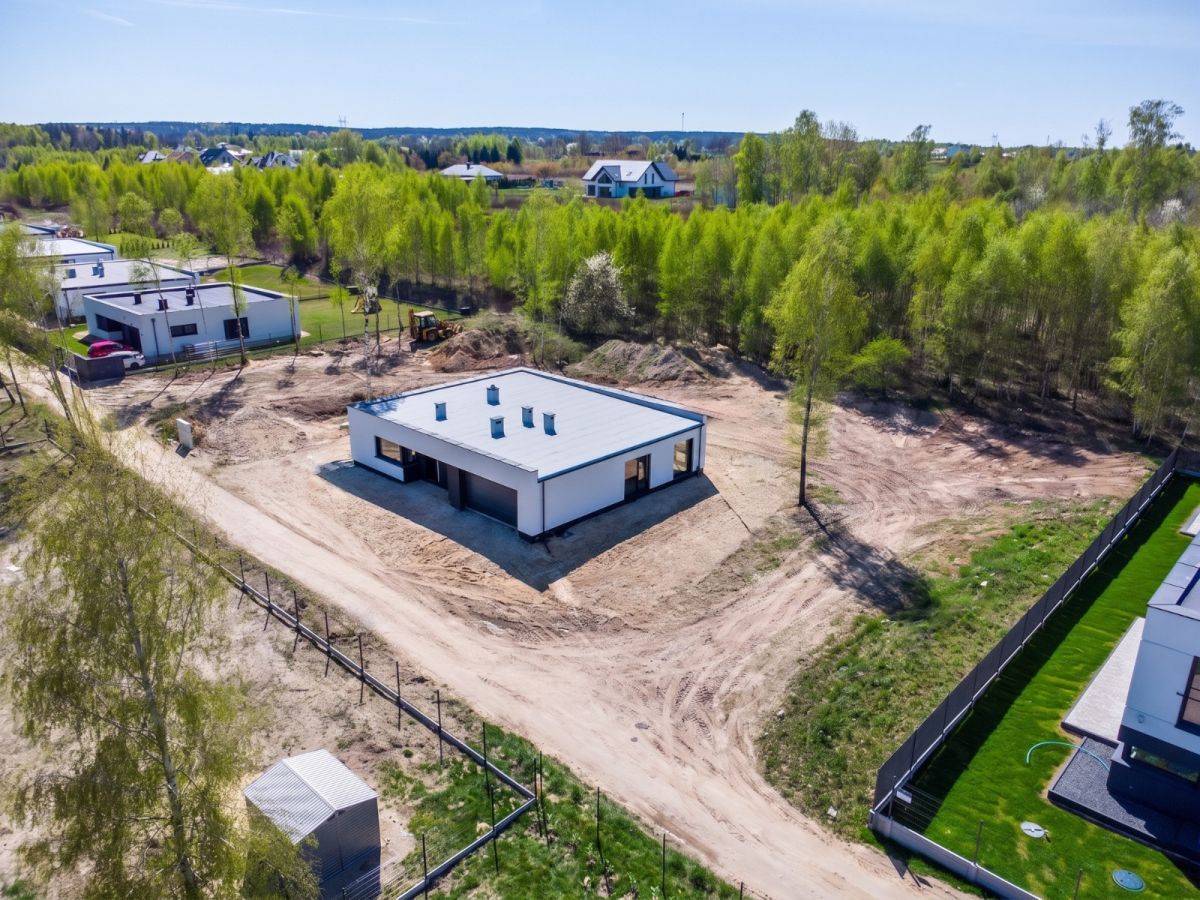 dom wolnostojący, 5 pokoi Józefów. Zdjęcie 2