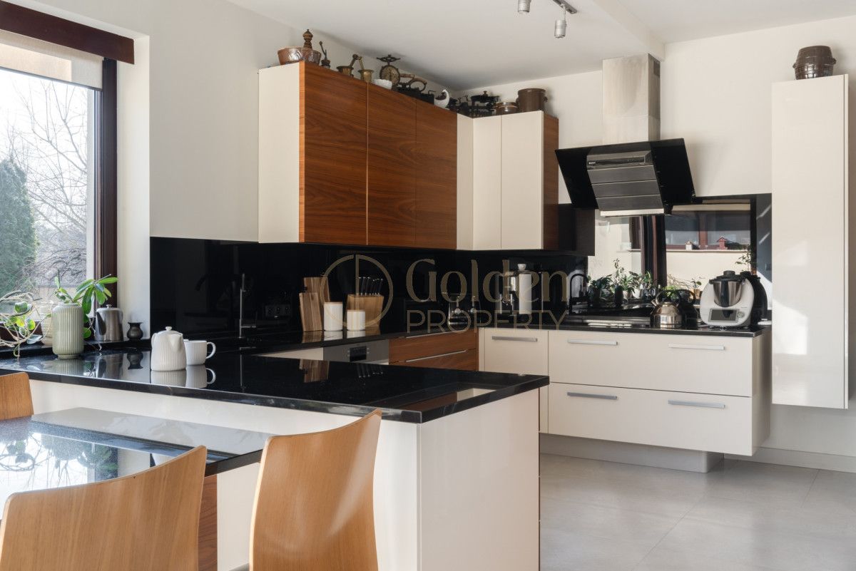 dom wolnostojący, 7 pokoi Straszyn, ul. Jowisza. Zdjęcie 9