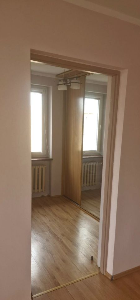 Mieszkanie 3-pokojowe Świdnica, ul. Mieczysława Kozara Słobódzkiego. Zdjęcie 2