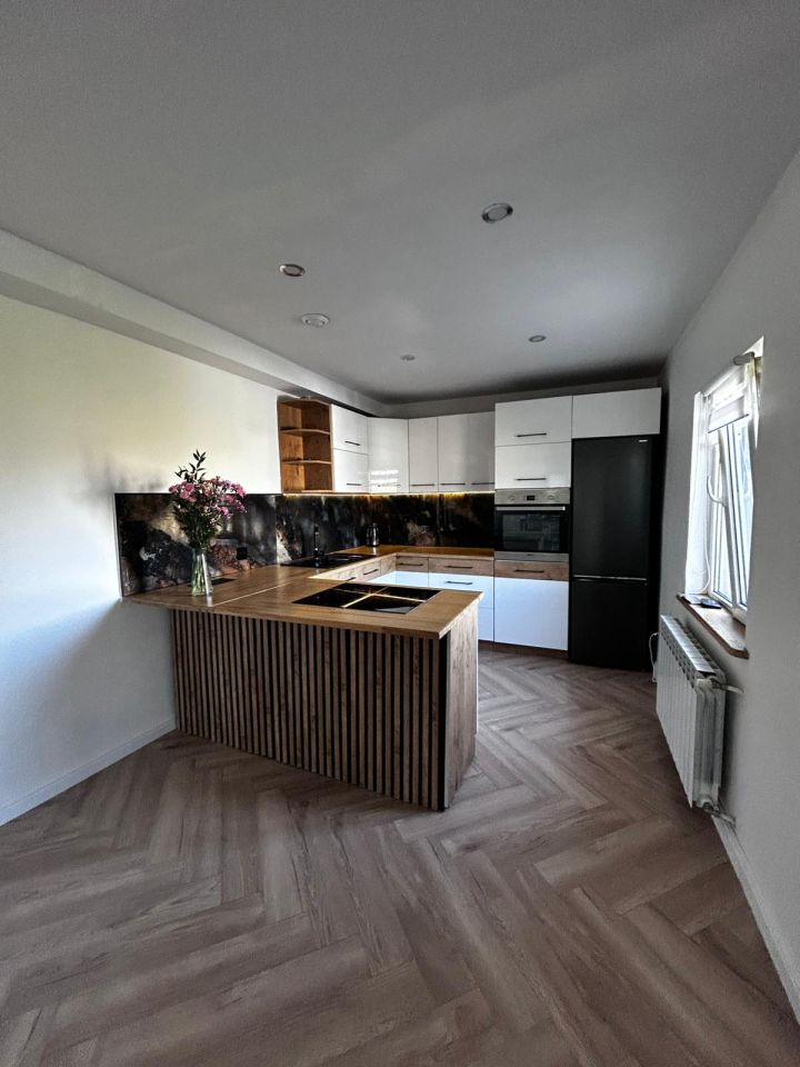 dom wolnostojący, 3 pokoje Słucz. Zdjęcie 2