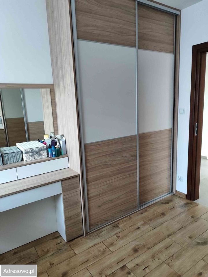 dom wolnostojący, 4 pokoje Korczów. Zdjęcie 2