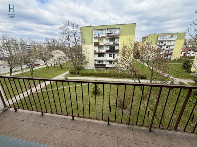 Mieszkanie 3-pokojowe Łódź Retkinia, ul. Janusza Kusocińskiego. Zdjęcie 3