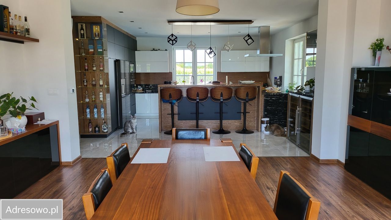 dom wolnostojący, 10 pokoi Żerniki Wrocławskie. Zdjęcie 15