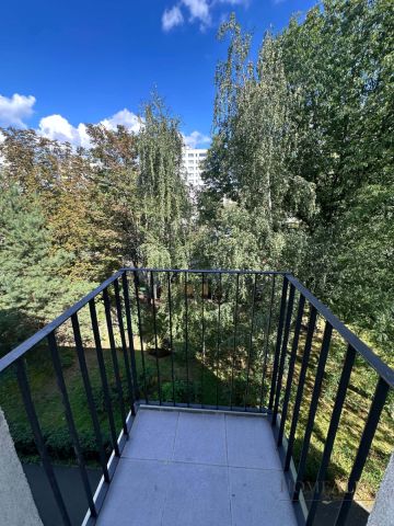 Mieszkanie 3-pokojowe Warszawa Piaski, ul. Jana Kochanowskiego. Zdjęcie 4