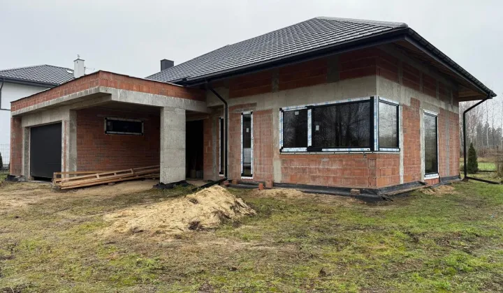 dom wolnostojący, 3 pokoje Brzeziny, ul. Juliusza Słowackiego