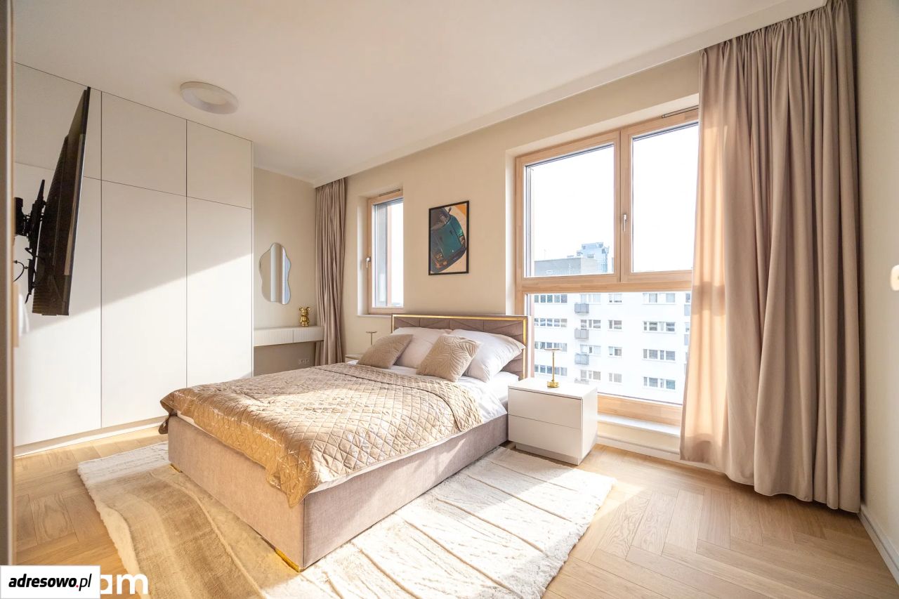 Mieszkanie 3-pokojowe Warszawa Śródmieście, ul. Chmielna. Zdjęcie 10