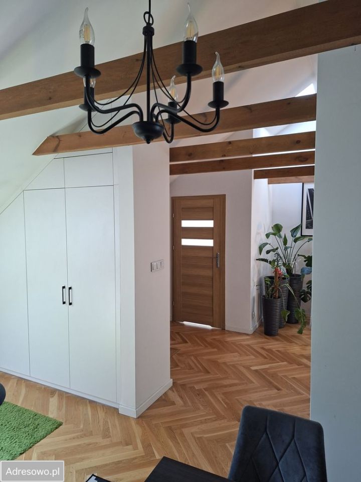 gospodarstwo, 4 pokoje Białuty. Zdjęcie 9