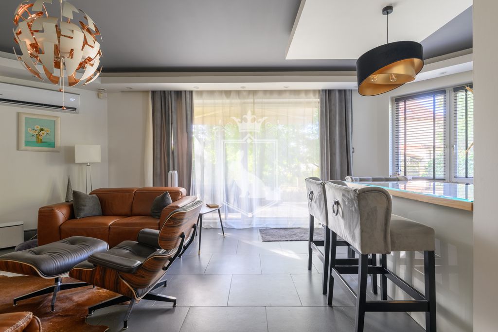 bliźniak, 6 pokoi Kobyłka, ul. Wąska. Zdjęcie 4