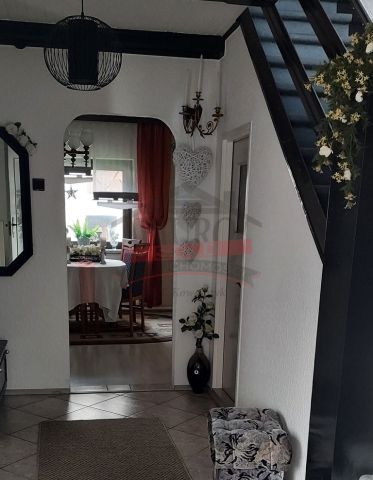 dom wolnostojący, 6 pokoi Antoniów. Zdjęcie 3