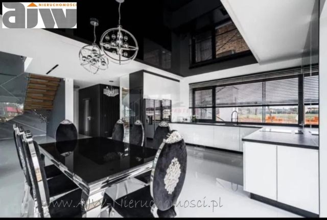 dom wolnostojący, 5 pokoi Łąki. Zdjęcie 4